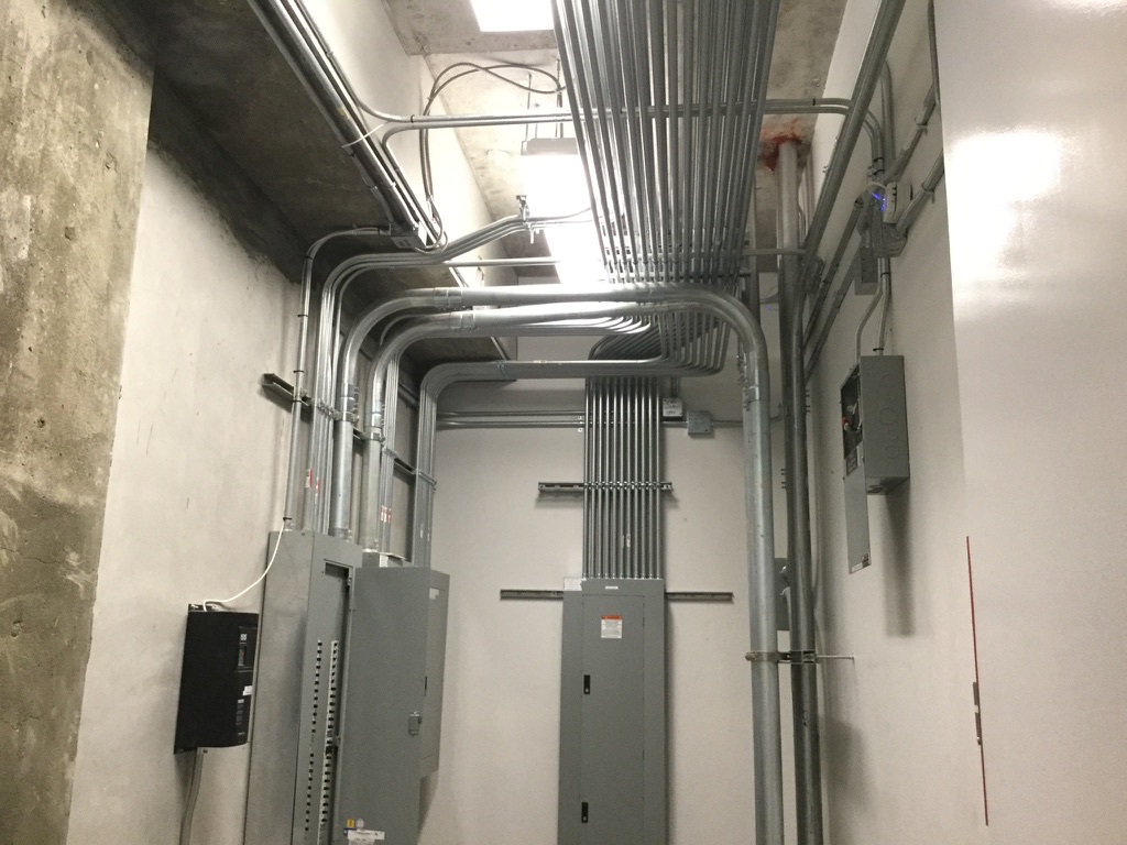 F10E22E1-DFCD-499D-A55D-45D6E79BEB61_1_105_c